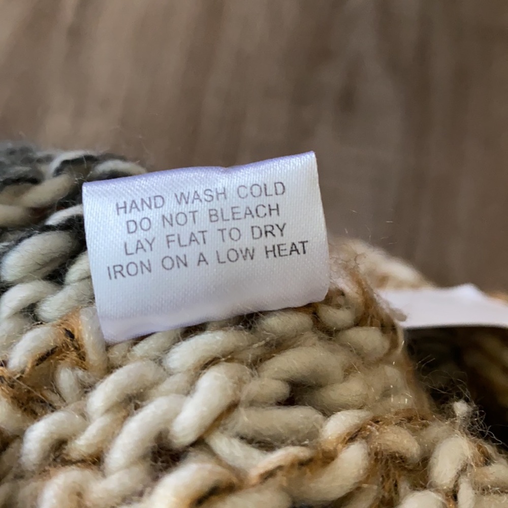 New Infinity Scarf - Picture 5 of 5
